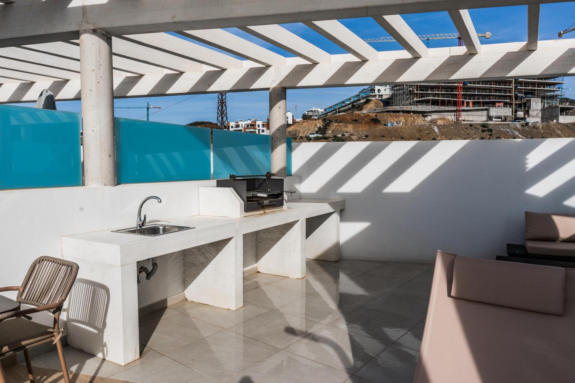Panoramic Seaview Penthouse The Wave Apartment Фуeнхирола Екстериор снимка